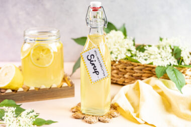 Holunderblütensirup ohne Zitronensäure