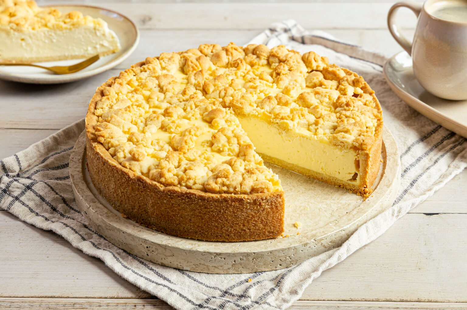 Klassischer Käsekuchen Mit Keksboden