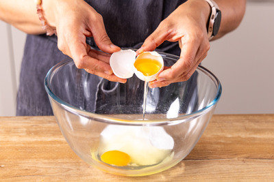 Eier dazugeben