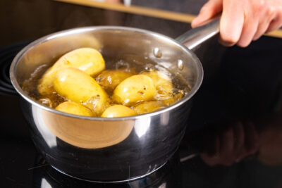 Kartoffeln vorkochen