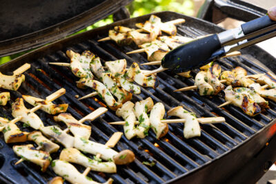 Kräuterseitlinge in leckerer Marinade grillen
