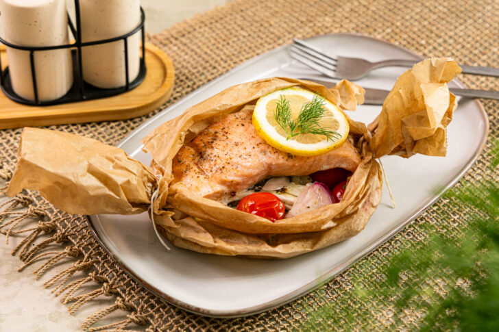 Lachs-Gemüse-Päckchen vom Grill