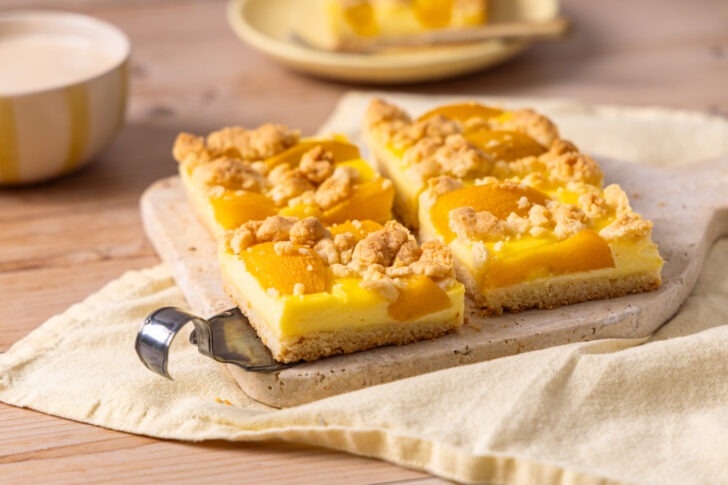 Pfirsichkuchen mit Pudding