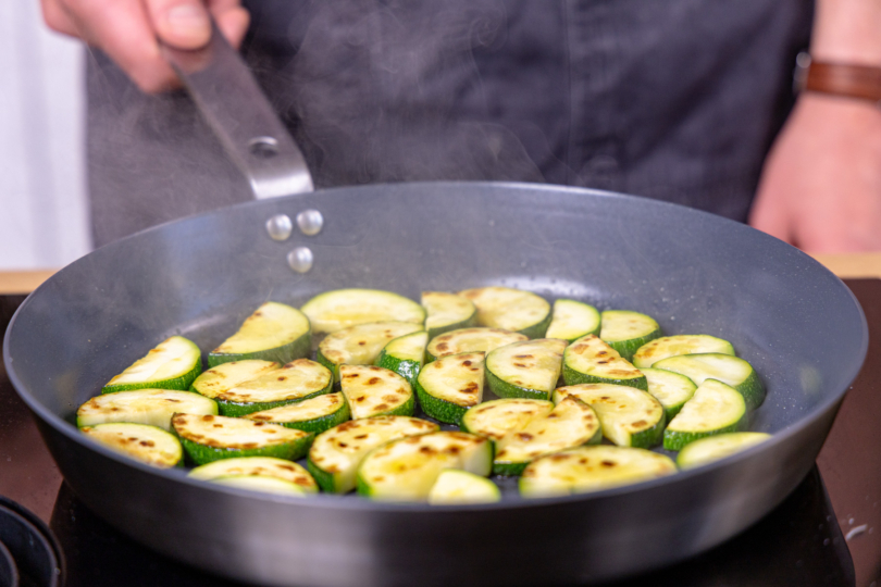 Zucchini anbraten