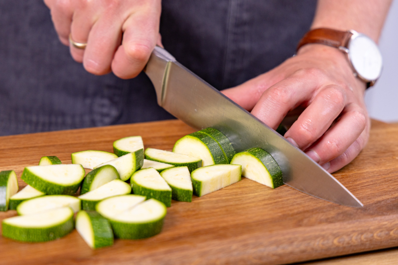 Zucchini schneiden