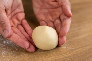 Weiche Burger Buns mit Trockenhefe formen