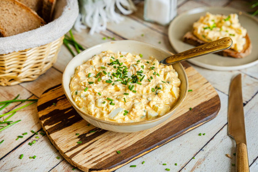 Eiersalat mit Hüttenkäse