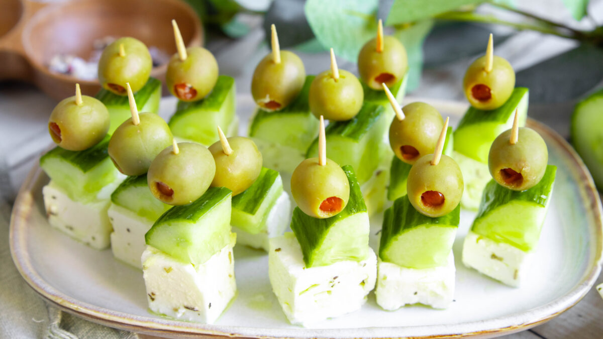 Feta-Spieße mit Gurke