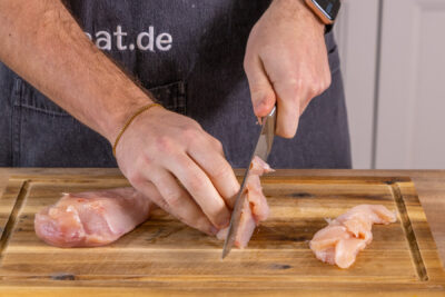 Hähnchen schneiden