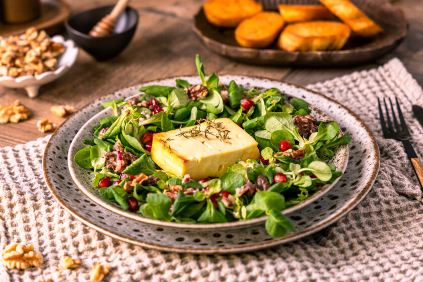 Honig gratinierter Feta mit Feldsalat