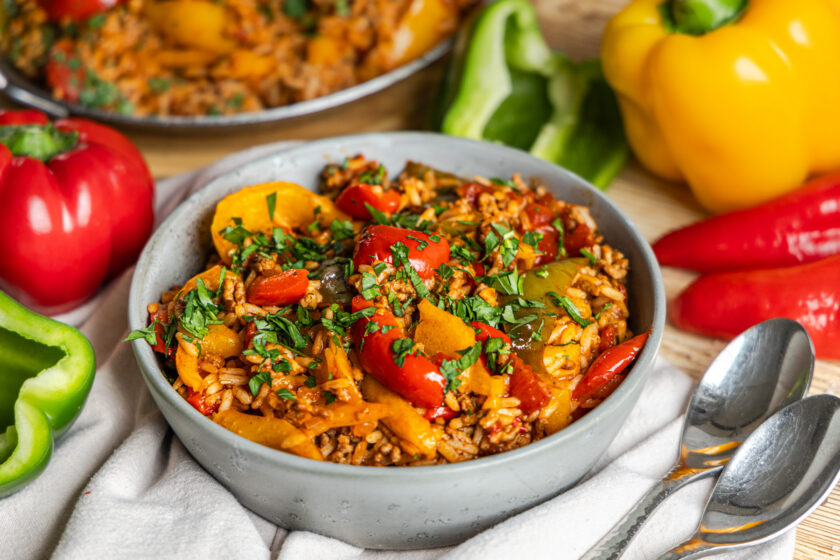 Paprikagemüse mit Hackfleisch und Reis
