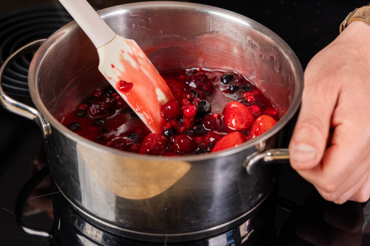 Rote Grütze kochen