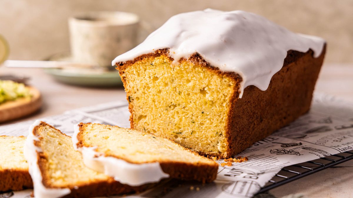 Saftiger Zucchinikuchen als Kastenkuchen