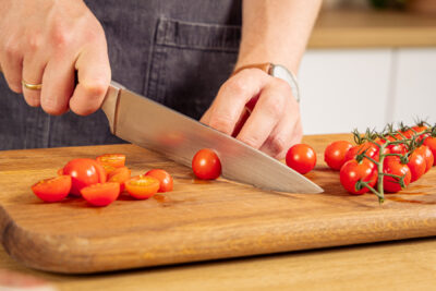 Tomaten halbieren