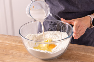 Hefemilch dazugeben