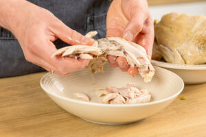 Fleisch vom Knochen lösen