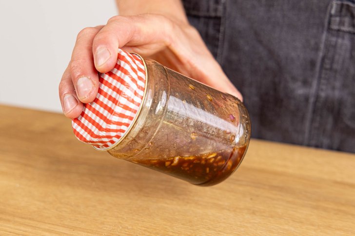 Dressing schütteln