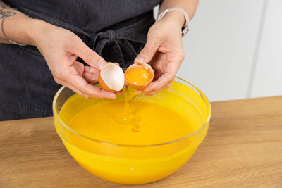 Eier unterheben