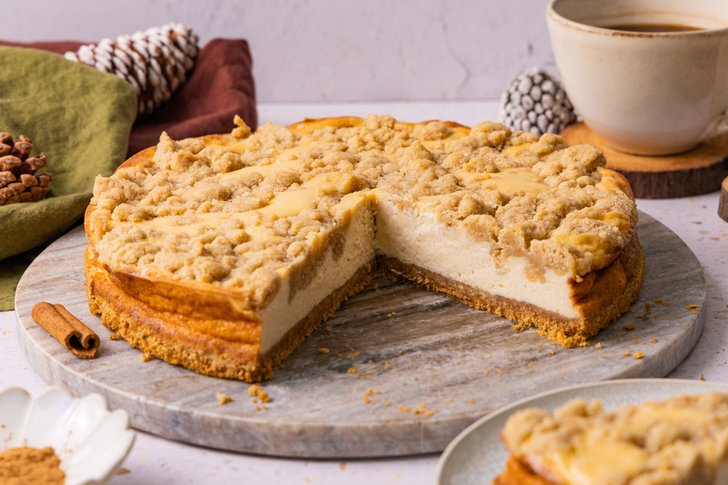 Zimt-Käsekuchen mit Keksboden